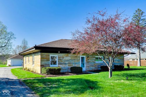 5551 200, Greenfield, IN, 46140-8373 | Card Image