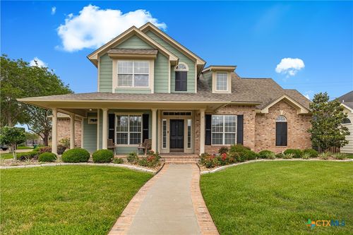 102 Green Gable Dr, Victoria, TX, 77904-1125 | Card Image