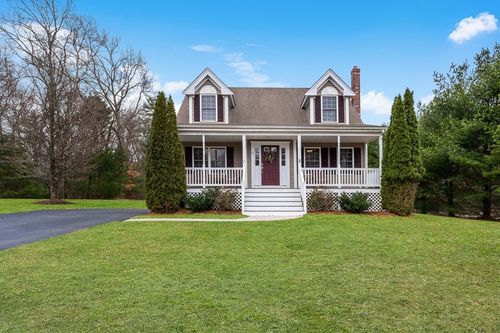 11 Arabian Dr, Taunton, MA, 02780-7182 | Card Image