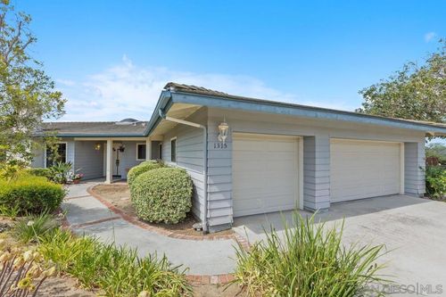 1315 Eagle Gln, Escondido, CA, 92029-3135 | Card Image