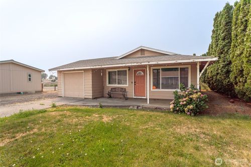 222 M St Se, Quincy, WA, 98848-1721 | Card Image
