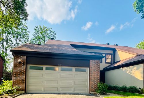 325 Shadowbend Dr, Wheeling, IL, 60090-3155 | Card Image