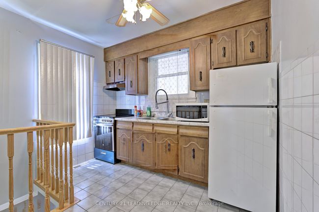 793 Tate Ave, House other with 2 bedrooms, 2 bathrooms and 6 parking in Hamilton ON | Image 16