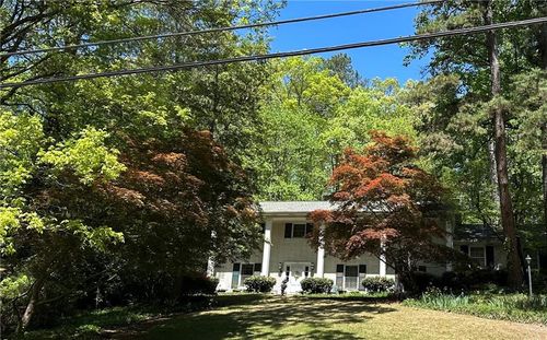 2985 Duke Of Gloucester, Atlanta, GA, 30344-5806 | Card Image