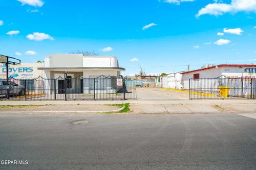 6723 Alameda Ave, El Paso, TX, 79905-4935 | Card Image