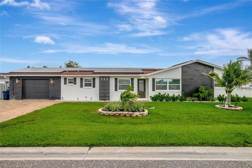 242 176th Ave E, Redington Shores, FL, 33708-1221 | Card Image