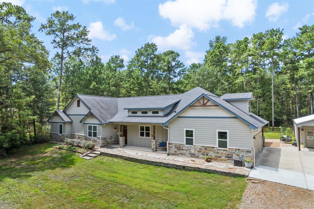 High Meadow Cir, Magnolia, TX 77355