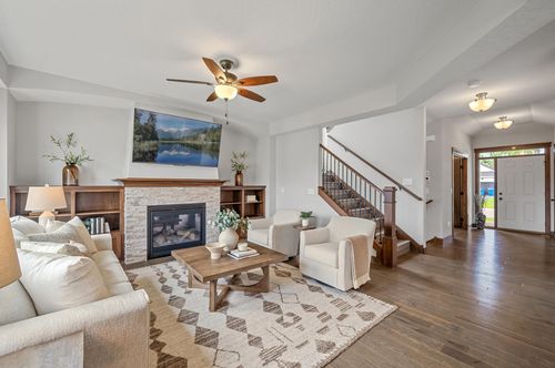 1840 Old Mill Ct, Centerville, MN, 55038-4709 | Card Image