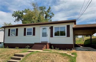 713 Edgelawn Street, House other with 3 bedrooms, 1 bathrooms and null parking in Parkersburg WV | Image 1