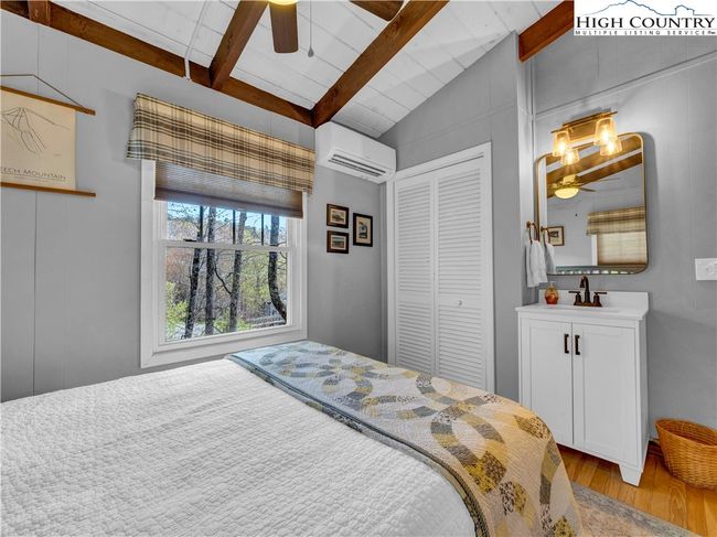 222 Grassy Gap Loop Rd, House other with 3 bedrooms, 3 bathrooms and null parking in Beech Mountain NC | Image 21