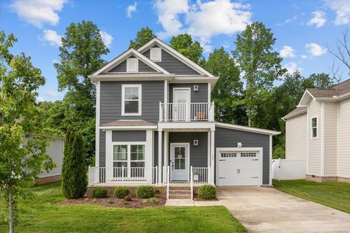 11 Sycamore Rdg W, Burns, TN, 37029-1412 | Card Image