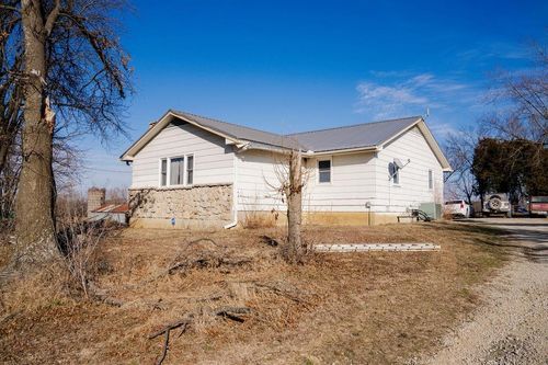 20081 Spring Hill Rd, Parsons, KS, 67357-8458 | Card Image