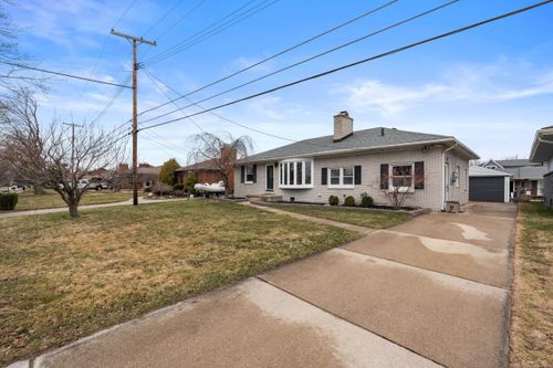 22497 Revere St, Saint Clair Shores, MI, 48080-1338 | Card Image