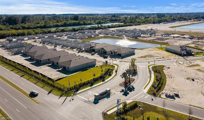 511 Spring Hill Lake Loop, House other with 3 bedrooms, 3 bathrooms and 2 parking in CAPE CORAL FL | Image 14