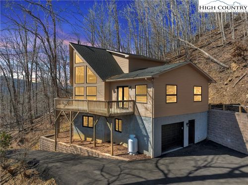 271 Dogwood Trl, Banner Elk, NC, 28604-8845 | Card Image