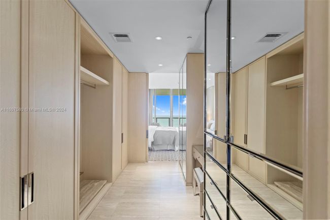 UNIT-1205 - 9703 Collins Ave, Condo with 1 bedrooms, 2 bathrooms and null parking in Bal Harbour FL | Image 16
