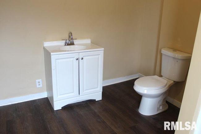 213 Elliott St, House other with 3 bedrooms, 2 bathrooms and null parking in Kewanee IL | Image 22