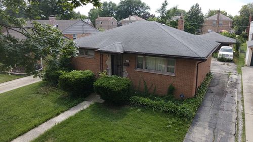 2234 S 18th Ave, Broadview, IL, 60155-3926 | Card Image