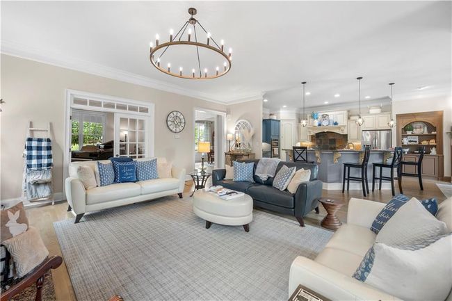 1741 Hickory Path Way, House other with 5 bedrooms, 5 bathrooms and null parking in Suwanee GA | Image 7