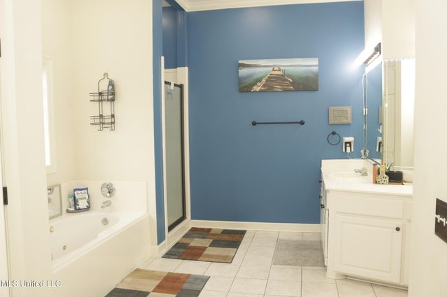 Bathroom | Image 25