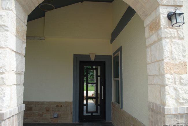 4337 Throne, House other with 4 bedrooms, 4 bathrooms and null parking in Von Ormy TX | Image 6