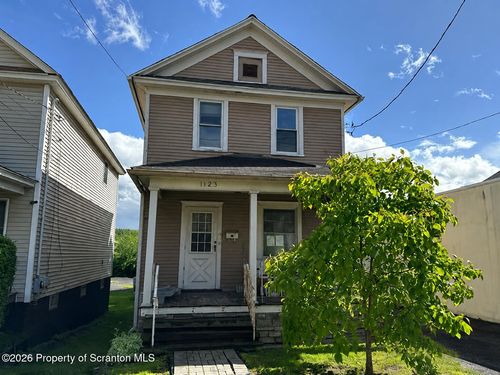 1125 Main St, Peckville, PA, 18452-2002 | Card Image