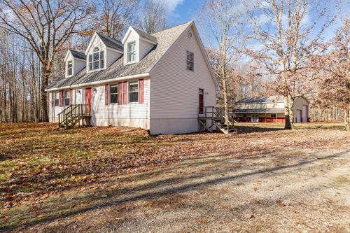 5596 W School Rd, Mount Pleasant, MI, 48858-8750 | Card Image