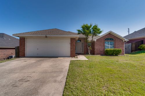 32 Connecticut Ave, Midlothian, TX, 76065-6745 | Card Image