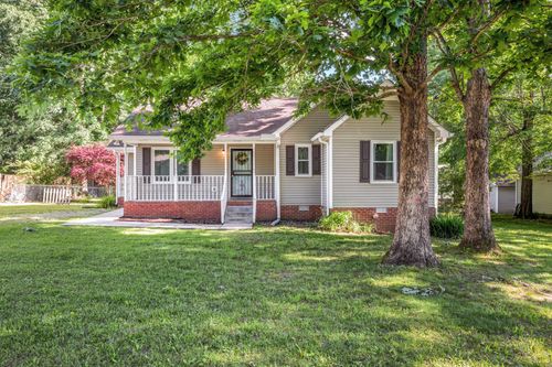 1008 Pin Oak Dr, Dickson, TN, 37055-1183 | Card Image