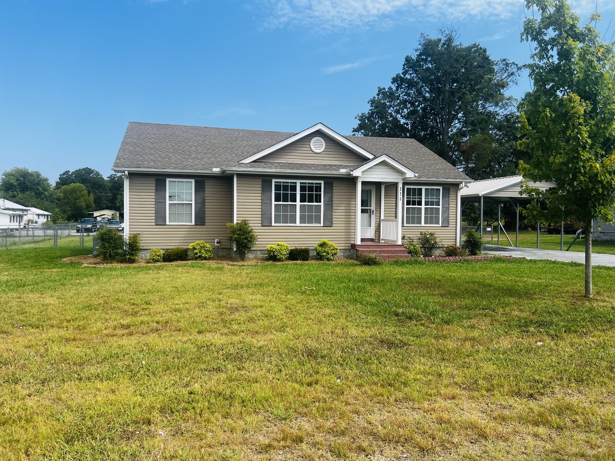 Parker St, Morrison, TN 37357