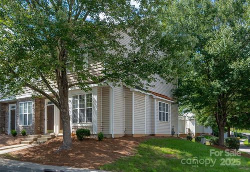 575 Goldstaff Ln, Charlotte, NC, 28273-5689 | Card Image