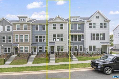 2265 Woodburn Rd, CHARLOTTESVILLE, VA, 22901-8112 | Card Image