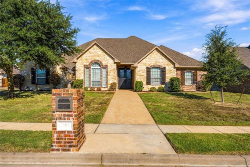 545 Hunton Ln, Robinson, TX, 76706-5200 | Card Image