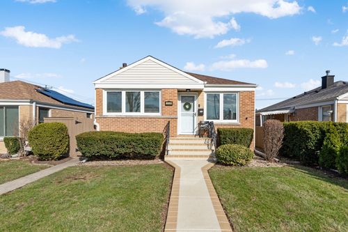 3539 Sunset Ln, Franklin Park, IL, 60131-1639 | Card Image