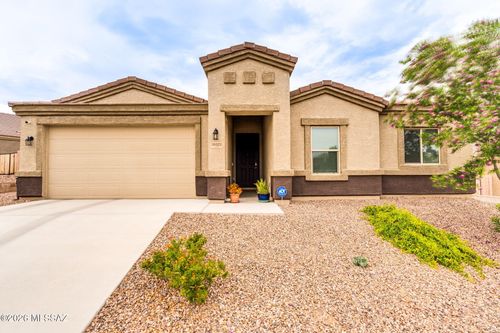18021 S Silent Lea Ln, Sahuarita, AZ, 85629-0137 | Card Image