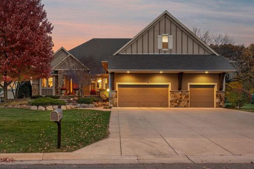 1859 Creekside Dr Ne, Owatonna, MN, 55060-3973 | Card Image