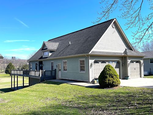 926 Fairway Dr, Howard, OH, 43028-9233 | Card Image