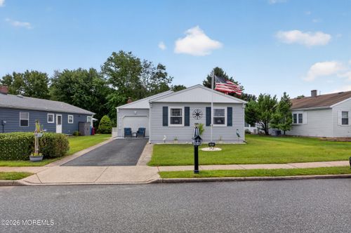 101 Freeport Blvd, Toms River, NJ, 08757-6119 | Card Image