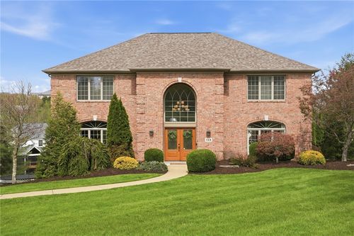 315 Fox Run Dr, Venetia, PA, 15367-1431 | Card Image