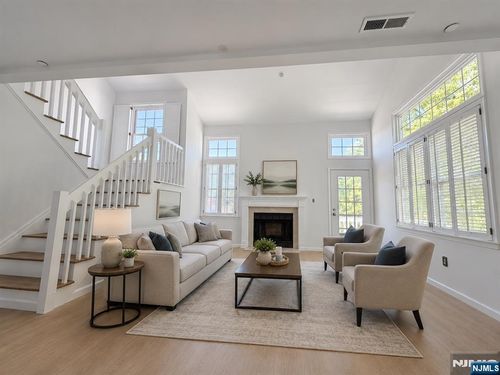 19 Quail Ct, Englewood, NJ, 07631-5035 | Card Image