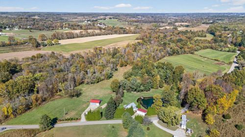 6995 Ransbottom Rd, Roseville, OH, 43777-9712 | Card Image