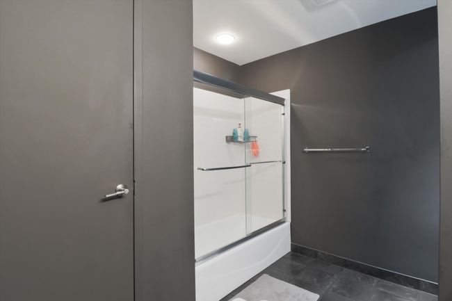APT-29 - 200 River Place Dr, Condo with 2 bedrooms, 3 bathrooms and null parking in Detroit MI | Image 31