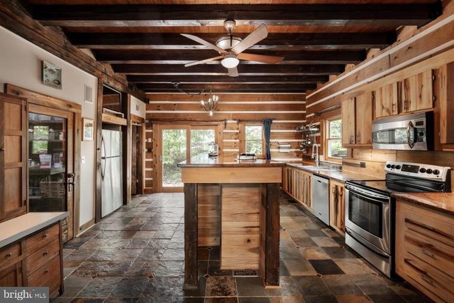 4705 Yowell Ln, House other with 3 bedrooms, 3 bathrooms and null parking in Marshall VA | Image 12