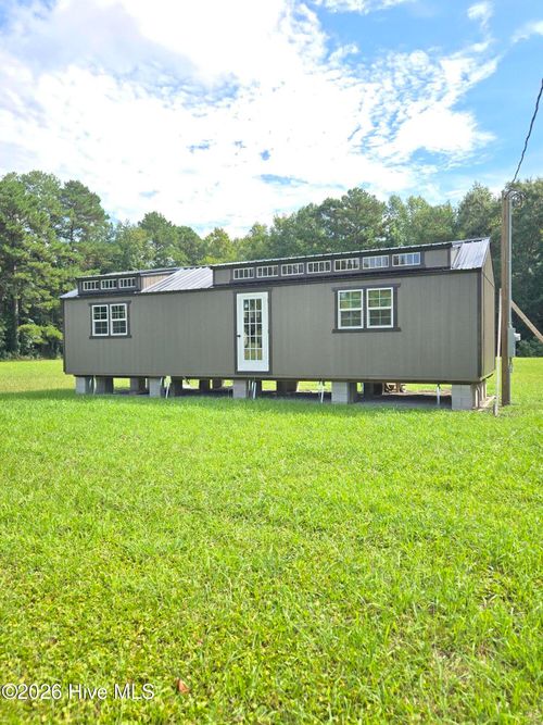 91 Bynum St, Maysville, NC, 28555-0529 | Card Image