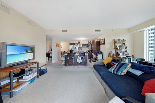 1411-1900 N Bayshore Dr, Miami, FL, 33132-3007 | Card Image