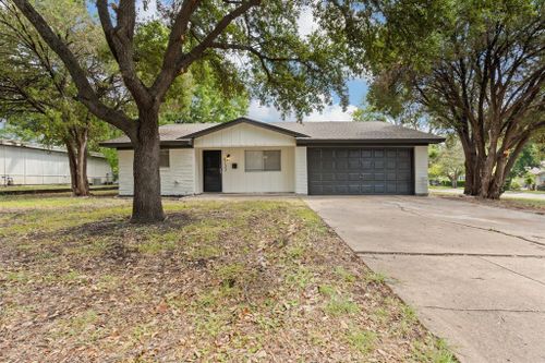 8733 Guadalupe Road, Fort Worth, TX, 76116 | Card Image