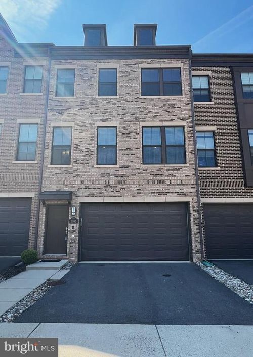 3092 Alan Shepard St, HERNDON, VA, 20171-4199 | Card Image