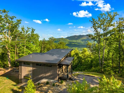 923 Smoky Court, Gatlinburg, TN, 37738 | Card Image