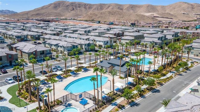 UNIT-2 - 2766 Atomic Tangerine Way, Townhouse with 3 bedrooms, 2 bathrooms and null parking in Las Vegas NV | Image 6