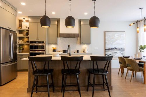 680 Devonia Rd W, Lethbridge, AB, T1J5W3 | Card Image